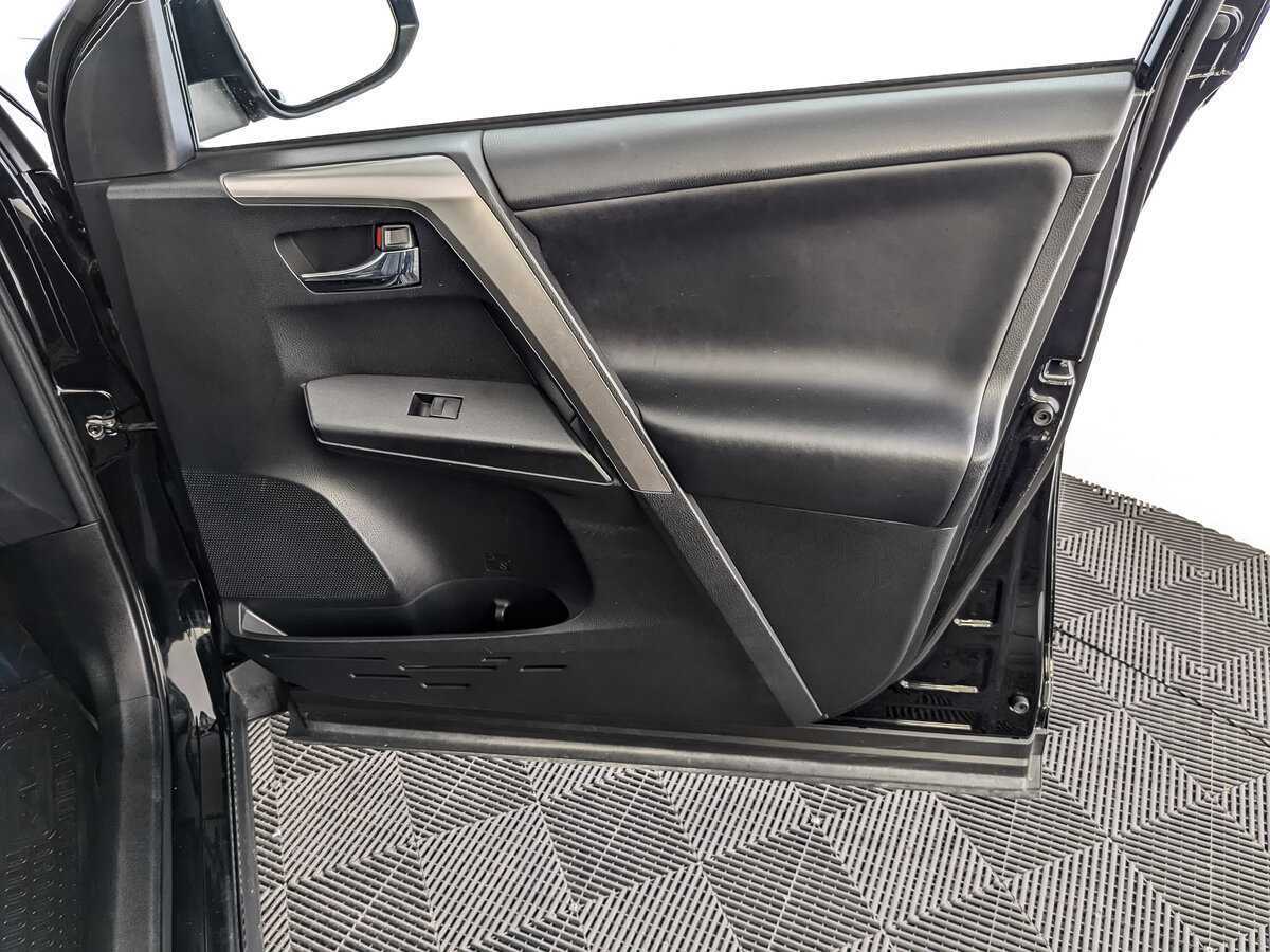 Купить Toyota RAV4, 2017, 135 238 км, фото №21