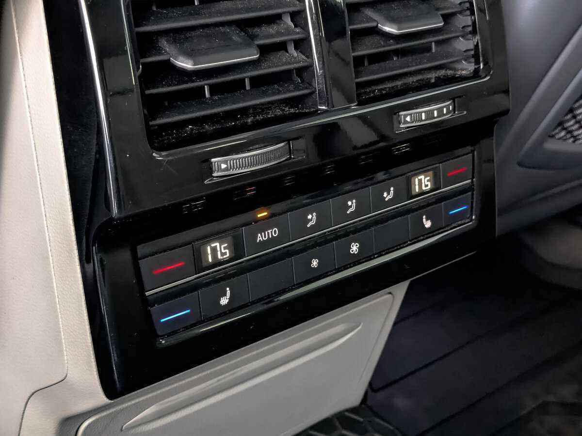 Купить Volkswagen Touareg, 2020, 66 623 км, фото №22