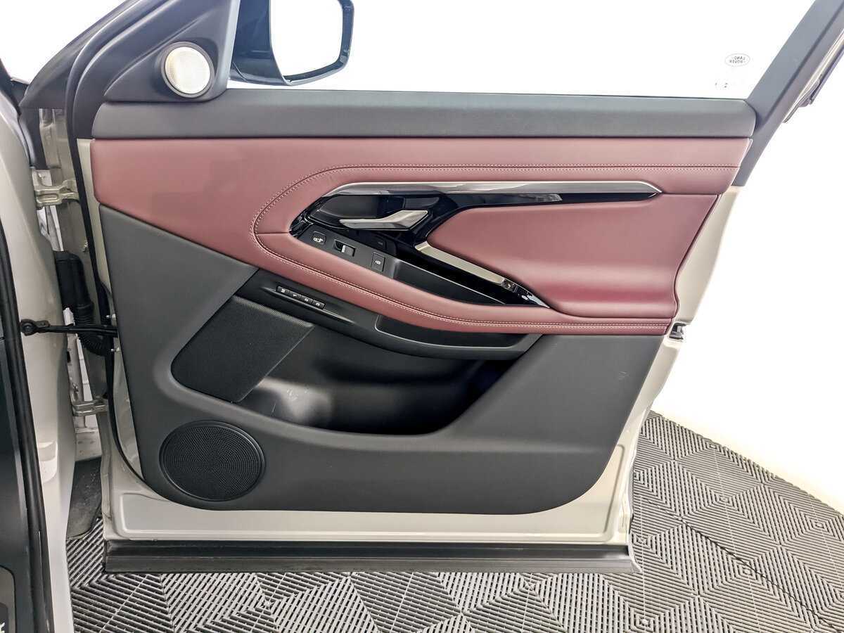 Купить Land Rover Range Rover Evoque, 2023, 6 163 км, фото №24