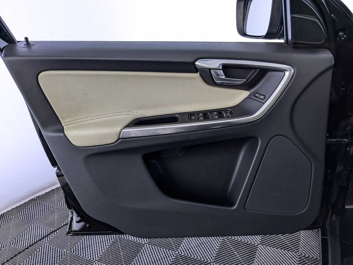 Купить Volvo XC60, 2017, 133 572 км, фото №15