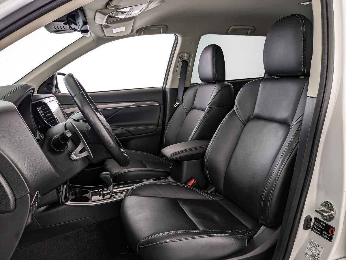 Купить Mitsubishi Outlander, 2021, 98 197 км, фото №16