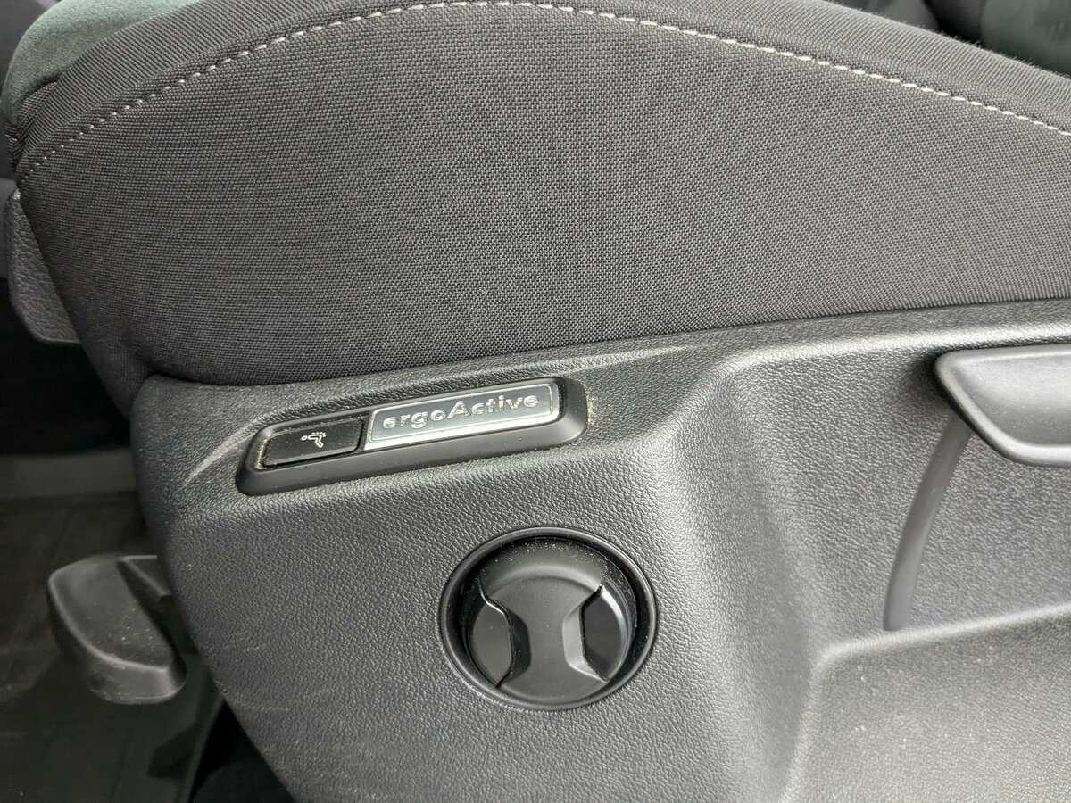 Купить Volkswagen Tiguan, 2021, 56 856 км, фото №13