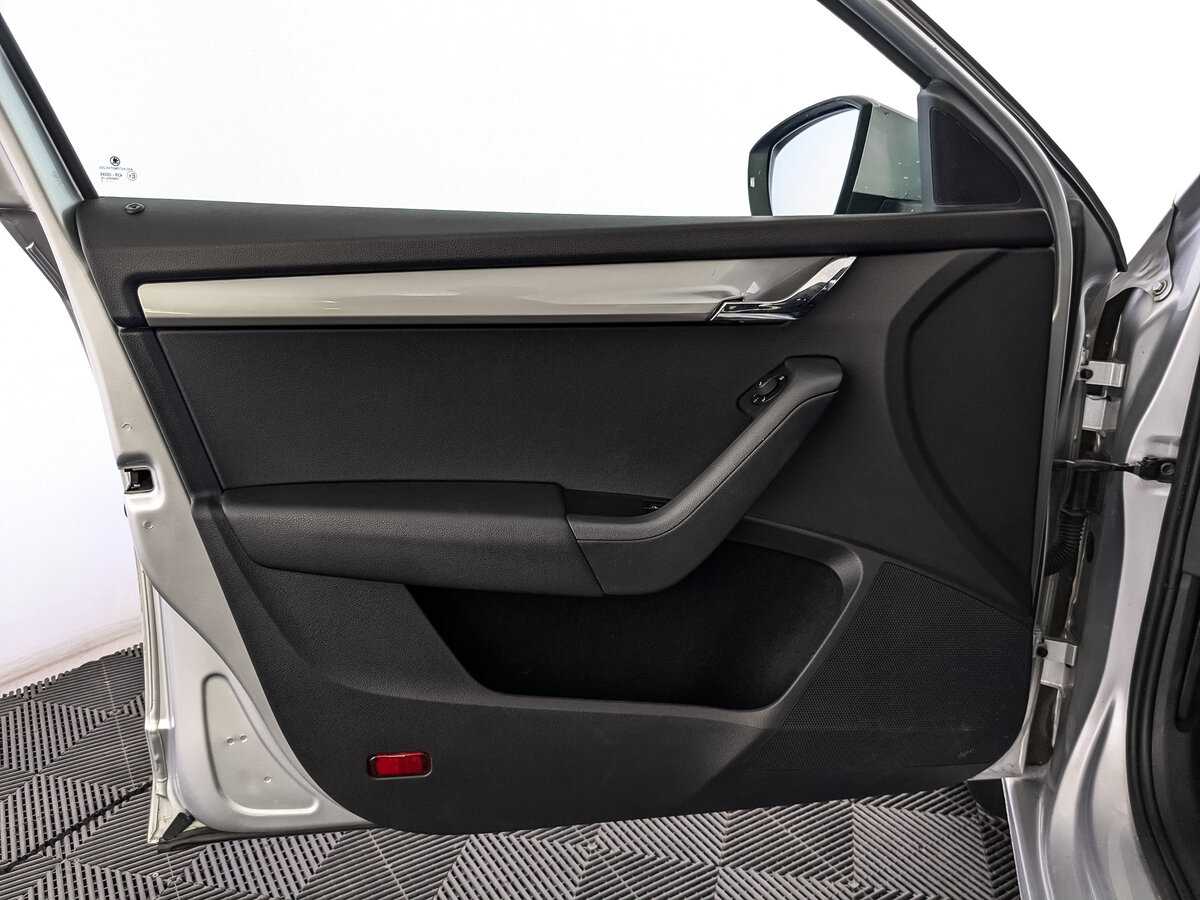 Купить Skoda Octavia, 2017, 165 576 км, фото №15