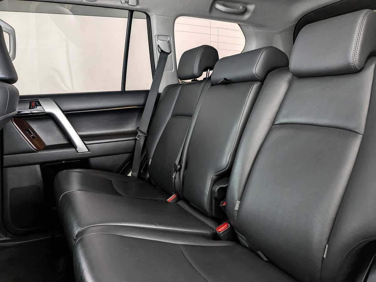 Купить Toyota Land Cruiser Prado, 2017, 119 721 км, фото №10
