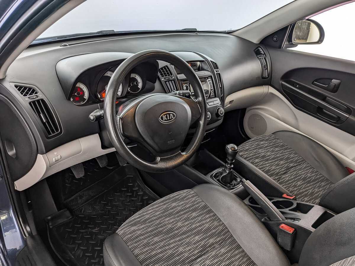 Купить Kia Ceed, 2009, 140 804 км, фото №11