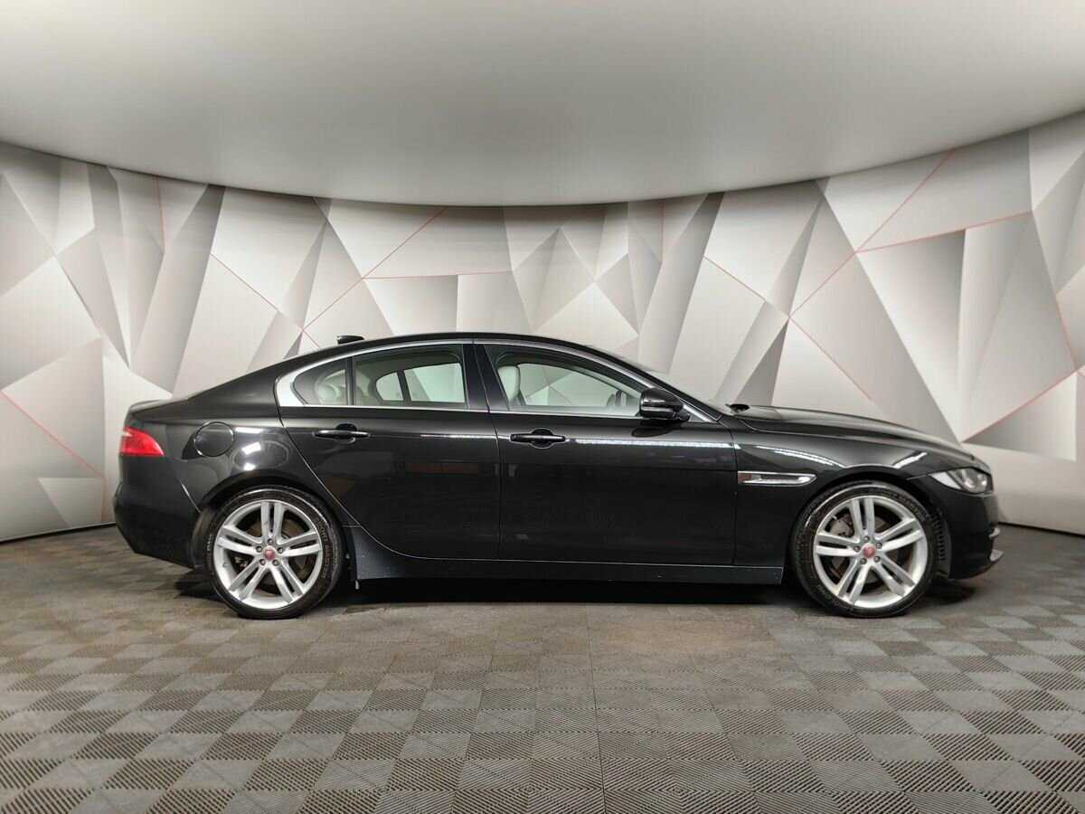 Купить Jaguar XE, 2017, 122 134 км, фото №6