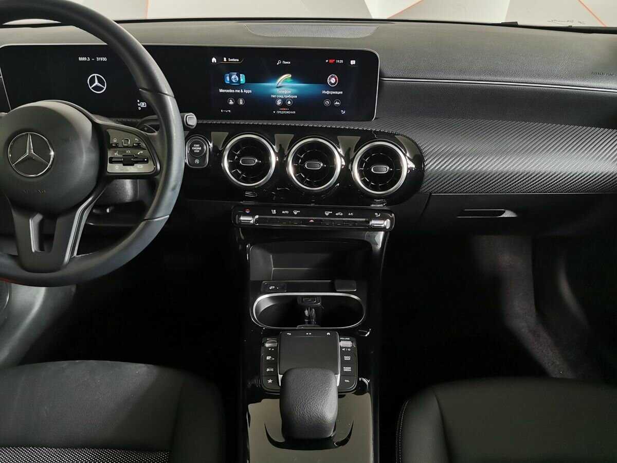 Купить Mercedes-Benz CLA 200, 2020, 31 927 км, фото №11