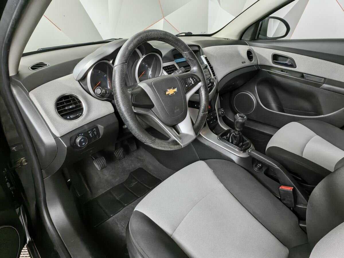 Купить Chevrolet Cruze, 2011, 191 376 км, фото №14