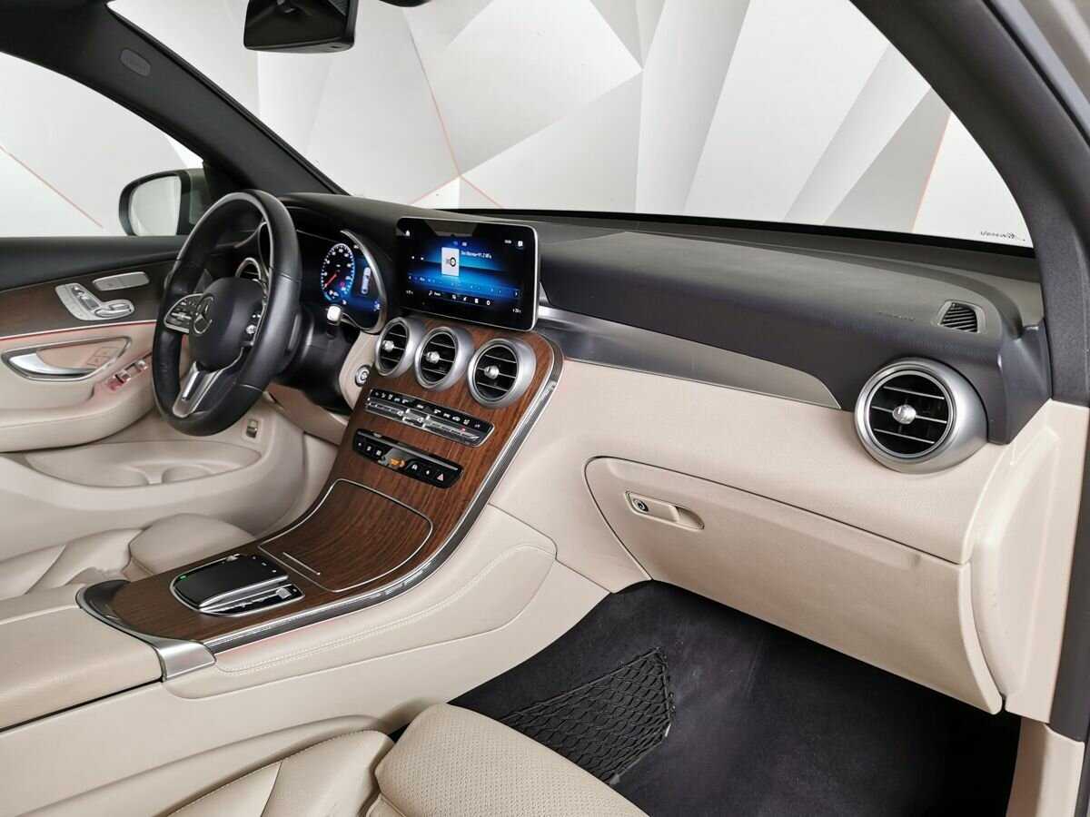 Купить Mercedes-Benz GLC Coupe 300, 2019, 57 900 км, фото №9