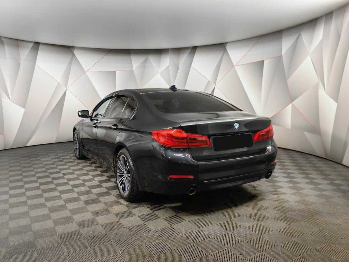 Купить BMW 5 серии 520d, 2017, 61 613 км, фото №4