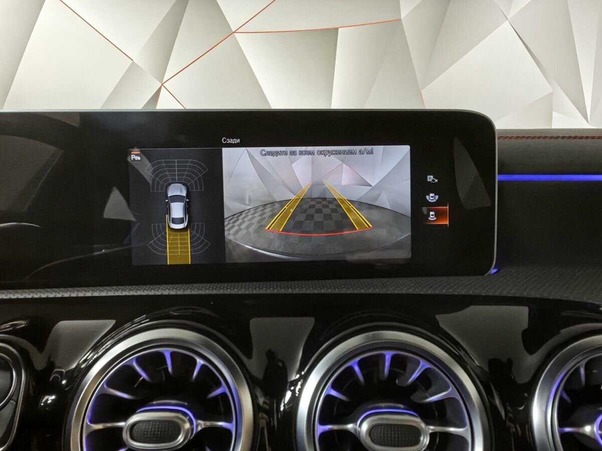 Купить Mercedes-Benz CLA 200, 2019, 38 607 км, фото №16