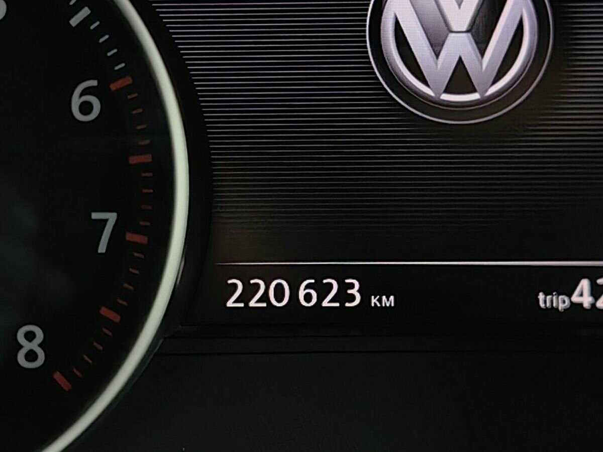 Купить Volkswagen Touareg, 2011, 220 620 км, фото №16