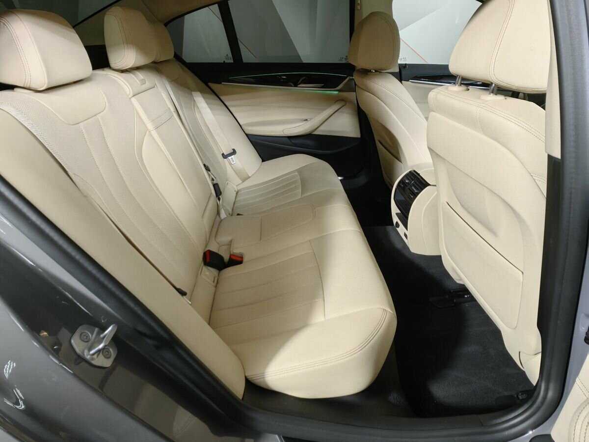 Купить BMW 5 серии 520d, 2020, 56 723 км, фото №12