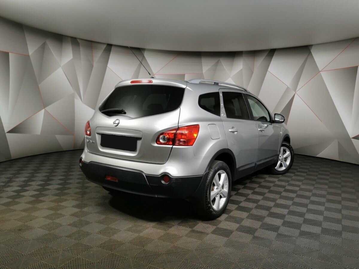 Nissan Qashqai+2