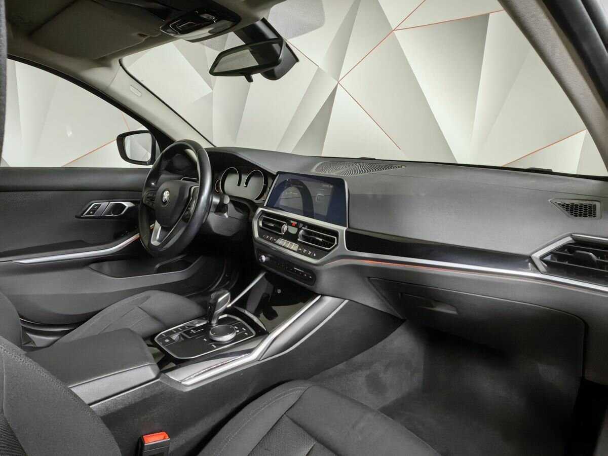 Купить BMW 3 серии 318d, 2020, 107 429 км, фото №9