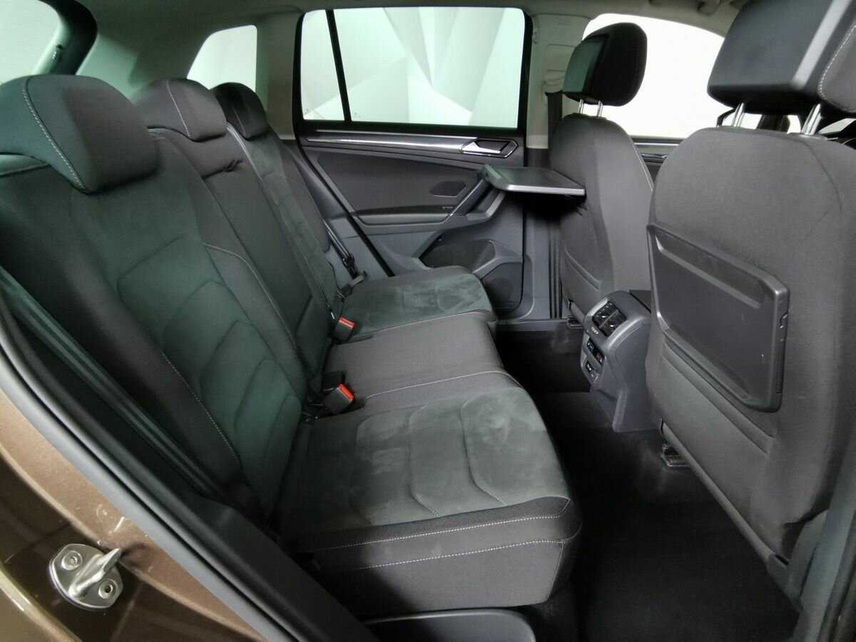 Купить Volkswagen Tiguan, 2018, 65 216 км, фото №12