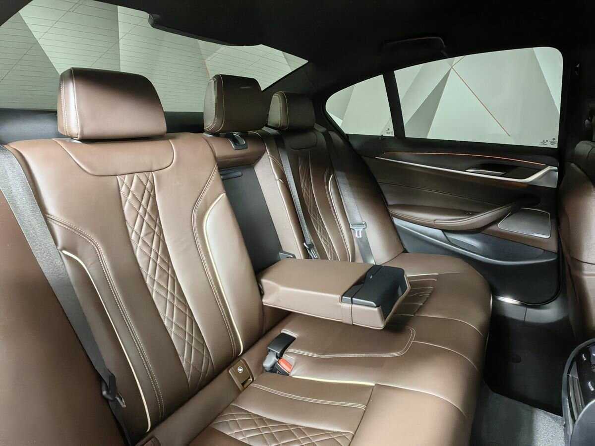 Купить BMW 5 серии 530d xDrive, 2020, 65 756 км, фото №12