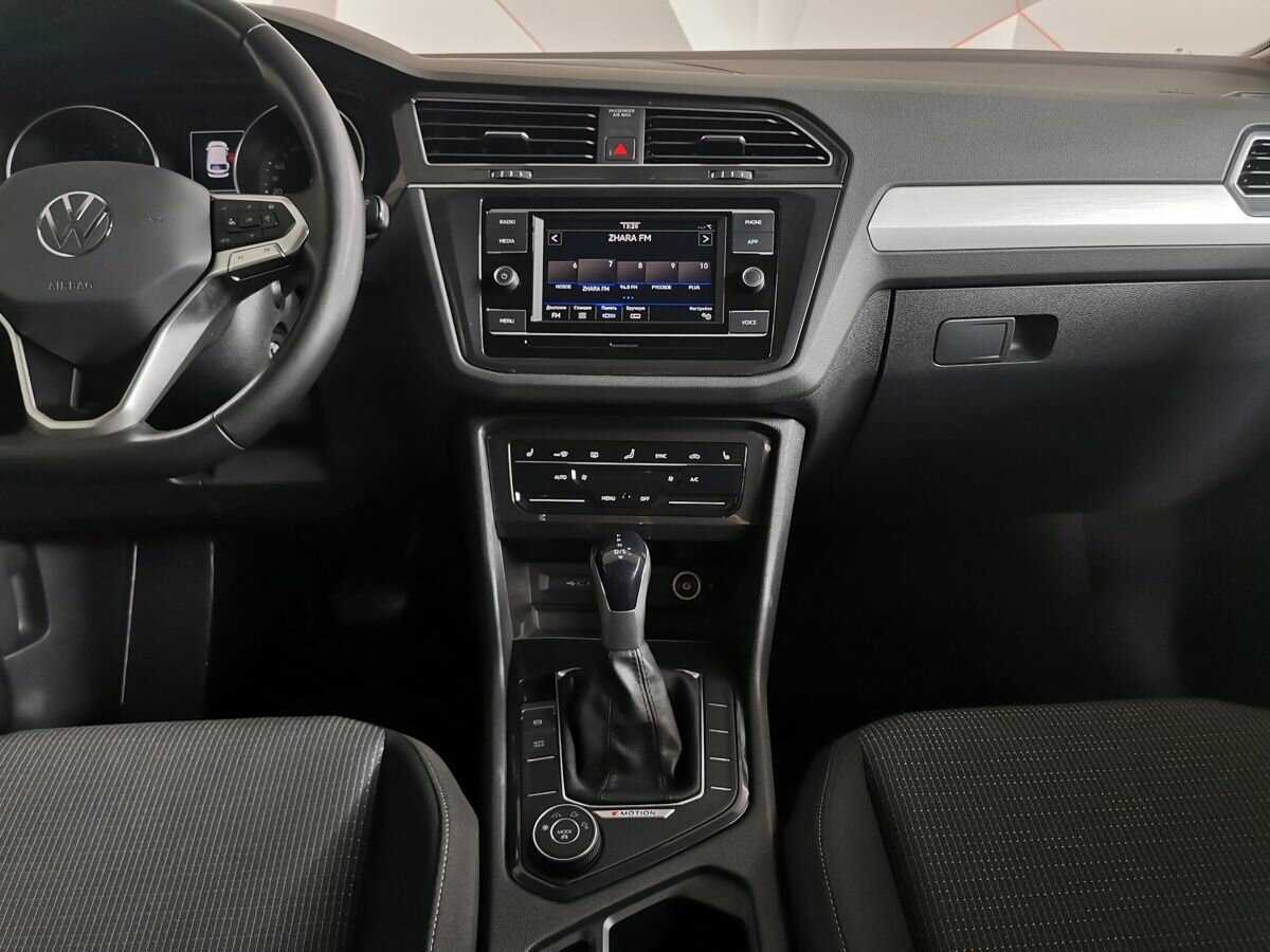 Купить Volkswagen Tiguan, 2021, 69 370 км, фото №11
