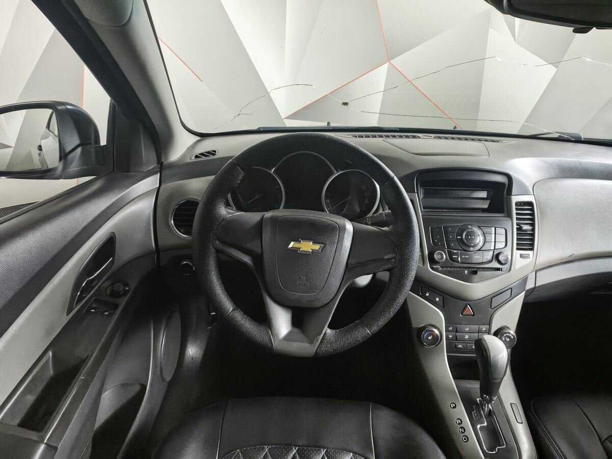 Купить Chevrolet Cruze, 2011, 358 320 км, фото №15
