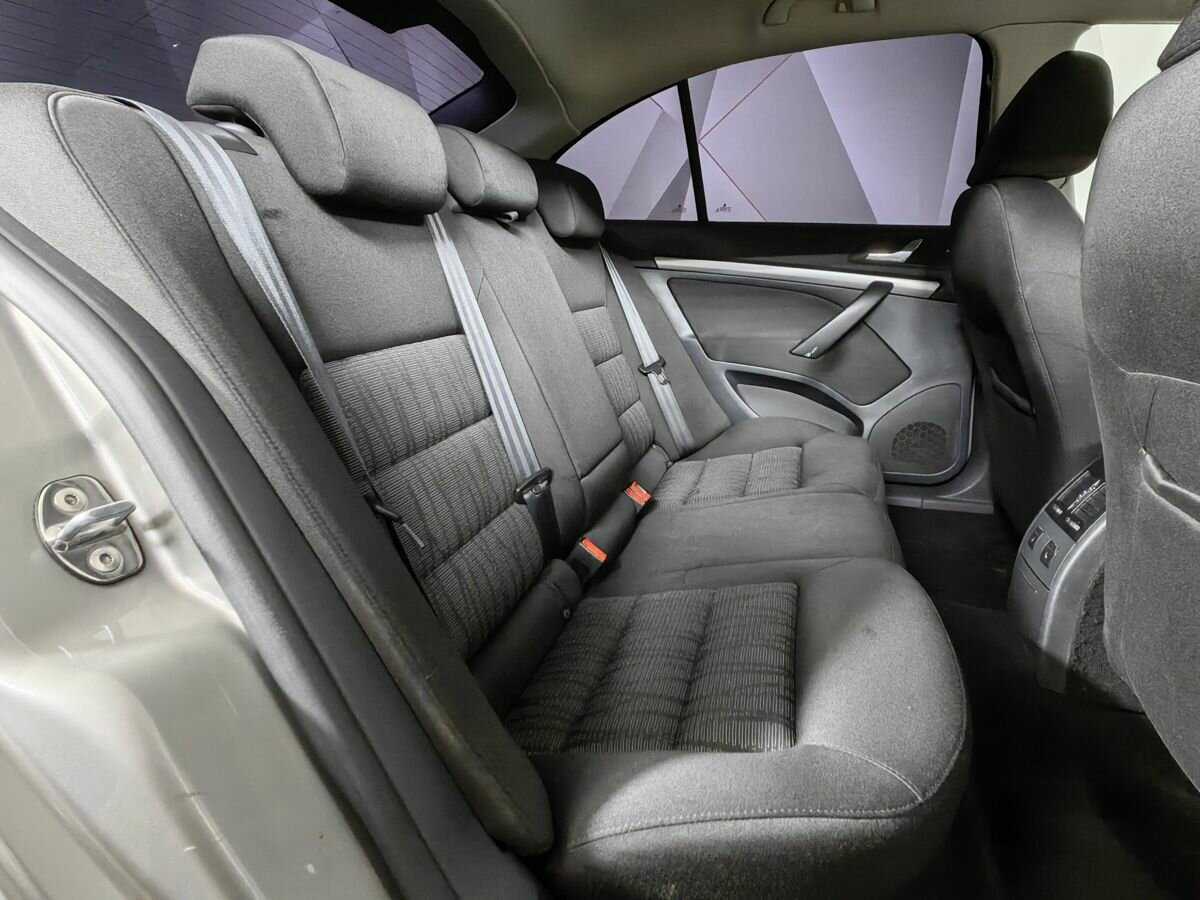 Купить Skoda Octavia, 2010, 225 000 км, фото №12