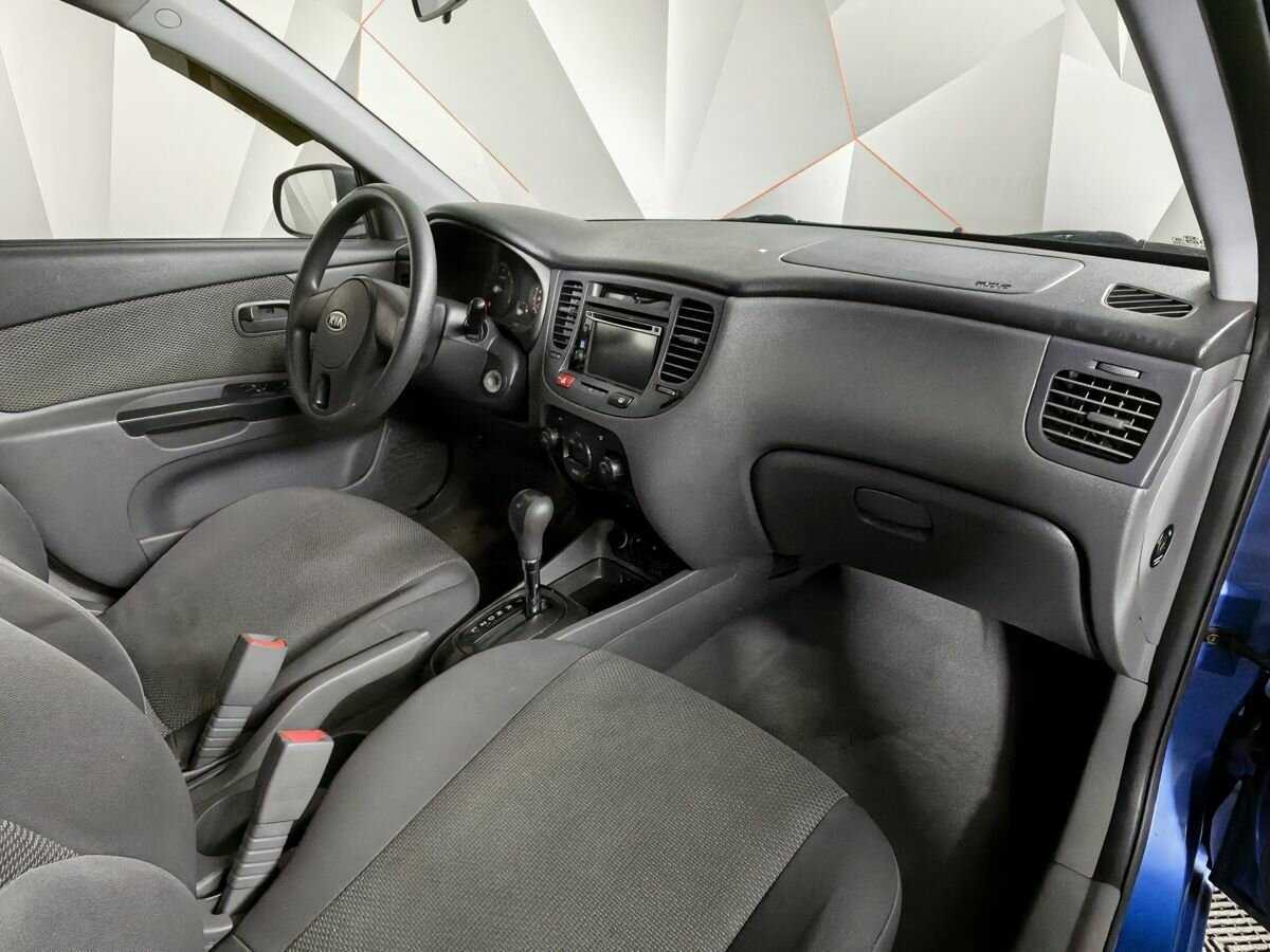 Купить Kia Rio, 2010, 184 351 км, фото №9