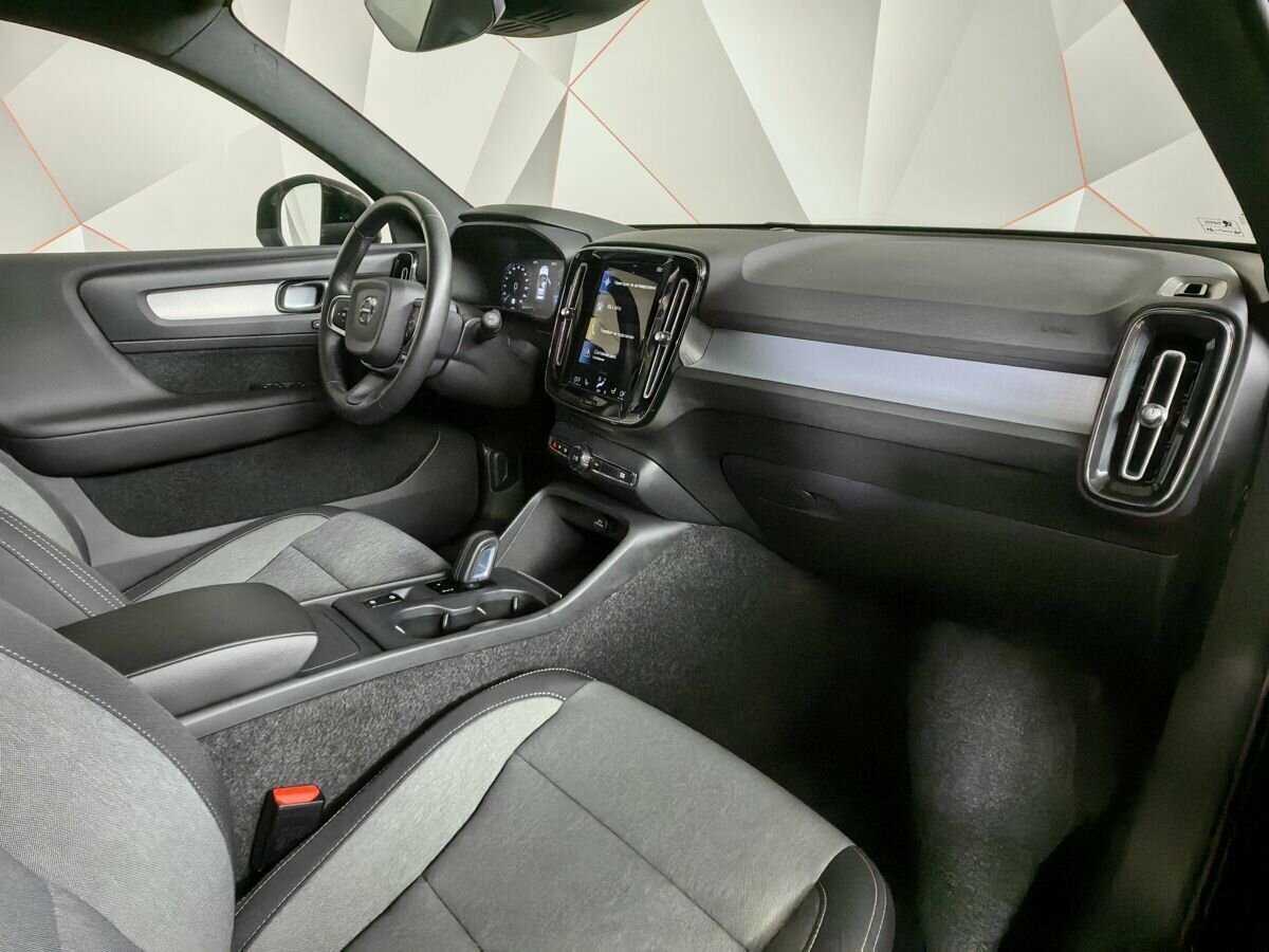 Купить Volvo XC40, 2021, 13 965 км, фото №9