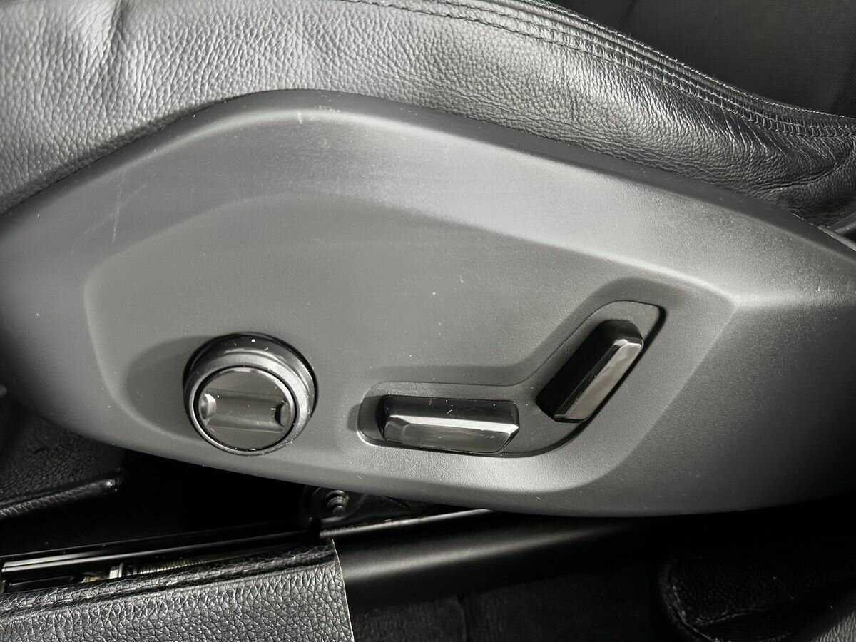 Купить Volvo XC60, 2019, 111 232 км, фото №16