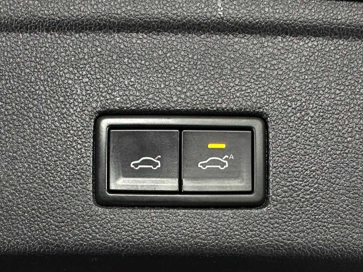 Купить Volkswagen Touareg, 2020, 127 453 км, фото №18