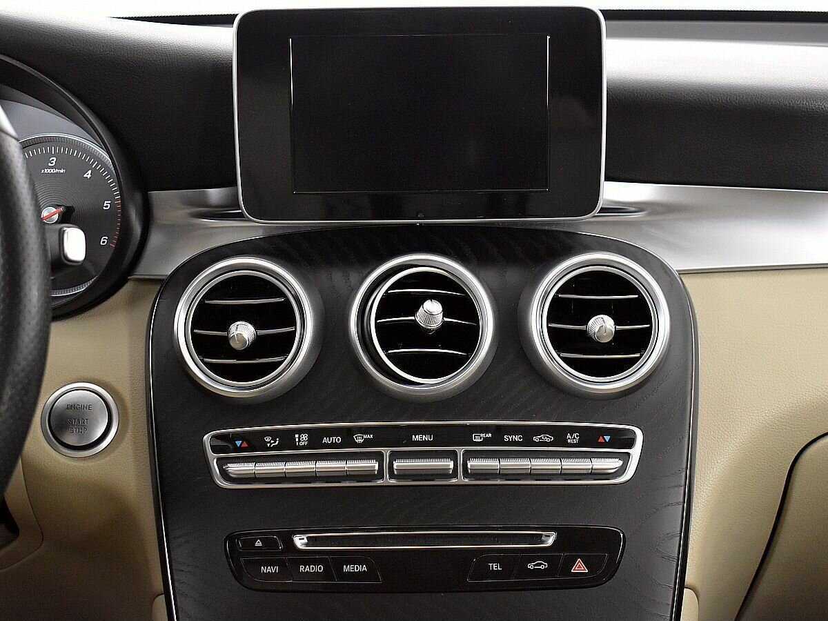 Купить Mercedes-Benz GLC 250 d, 2019, 90 348 км, фото №13