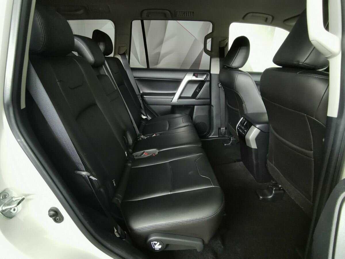 Купить Toyota Land Cruiser Prado, 2020, 57 122 км, фото №12