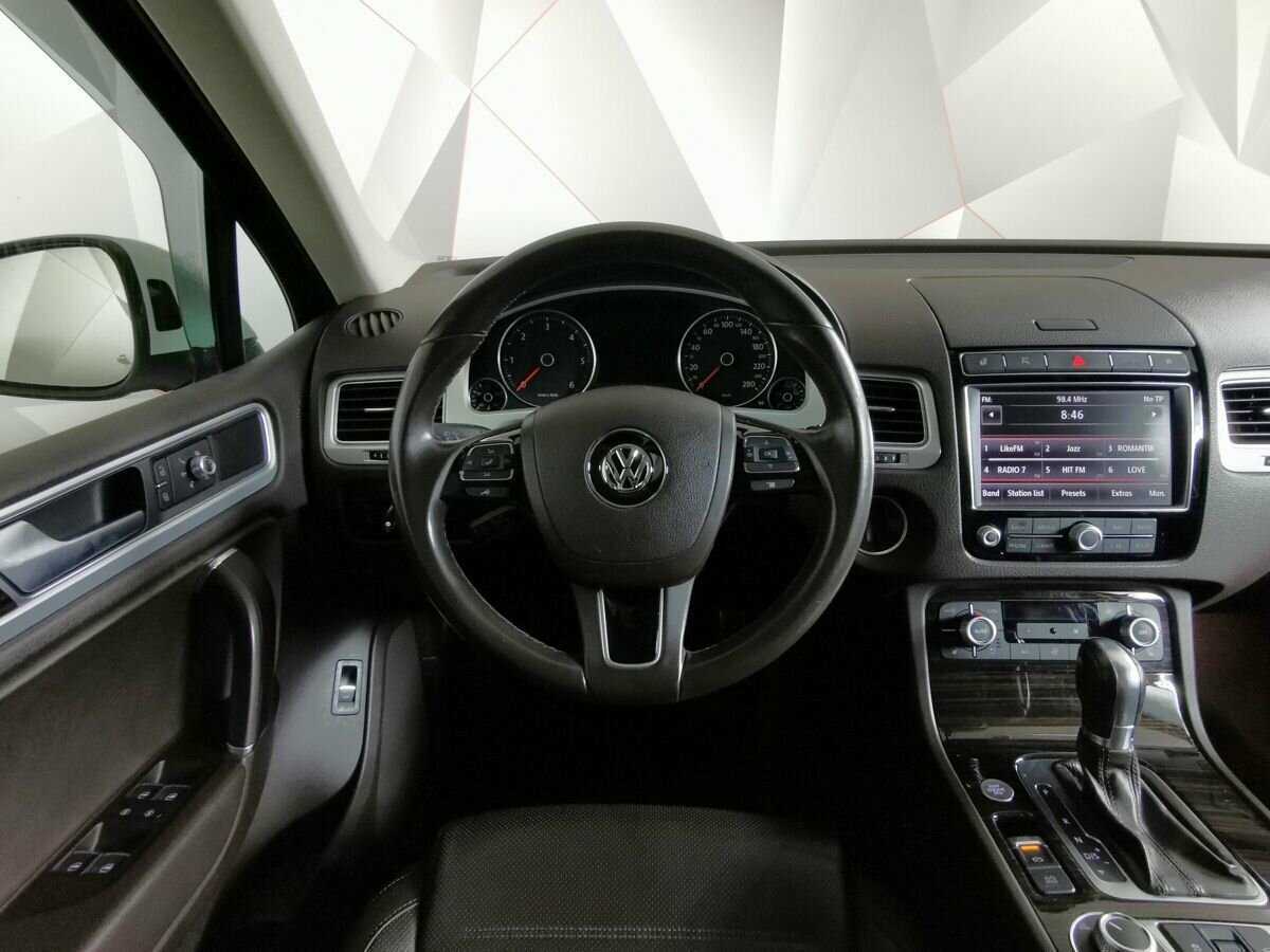 Купить Volkswagen Touareg, 2017, 60 817 км, фото №15