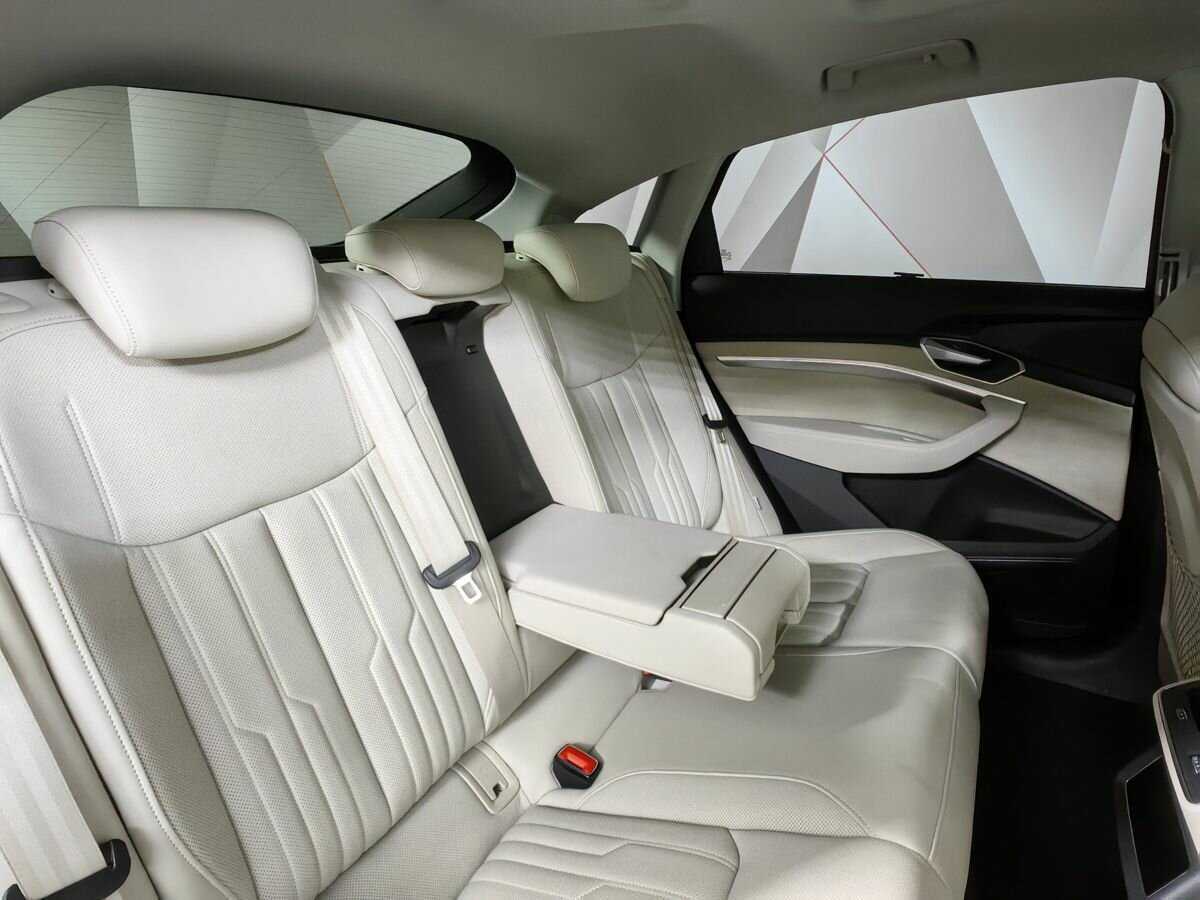 Купить Audi e-tron Sportback 55, 2021, 33 143 км, фото №13
