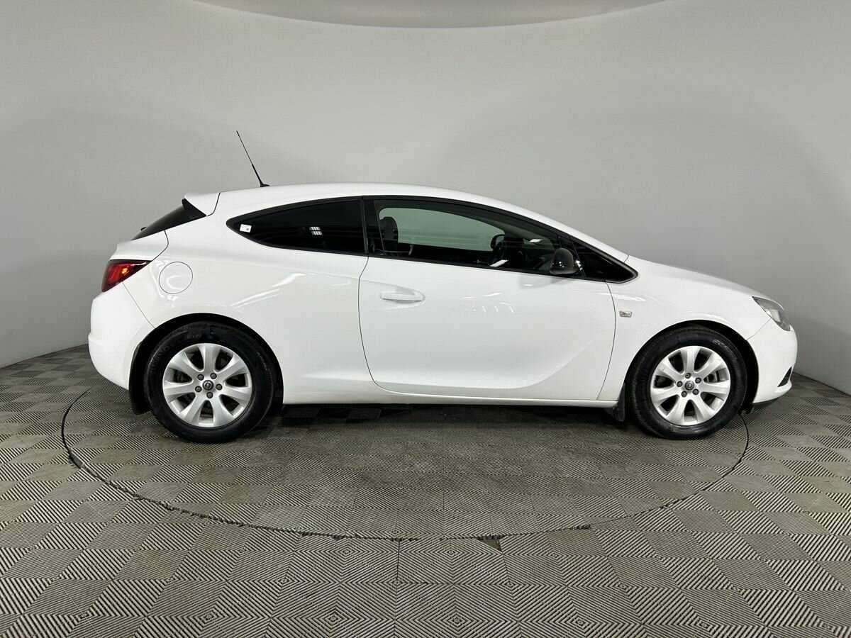 Купить Opel Astra GTC, 2014, 139 000 км, фото №4