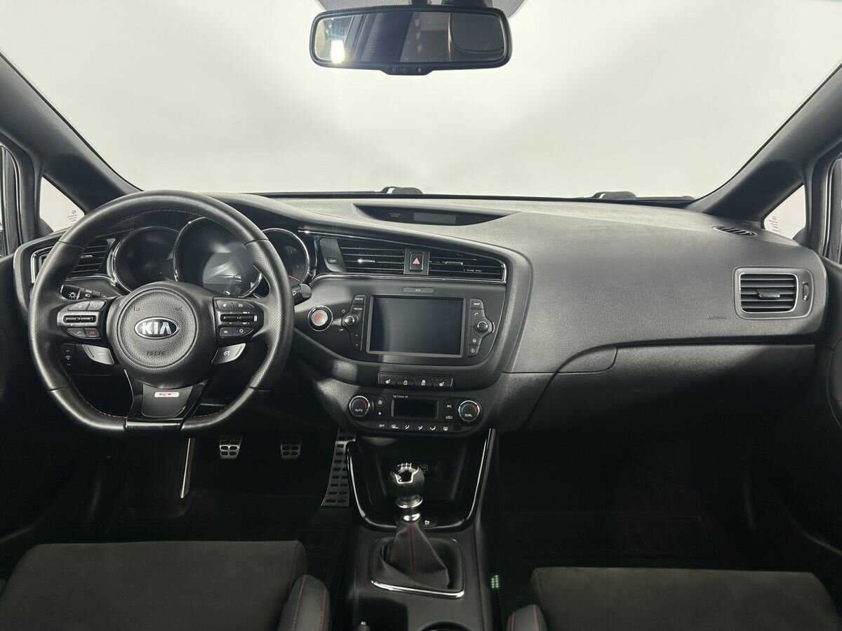 Купить Kia Ceed GT, 2017, 133 756 км, фото №7