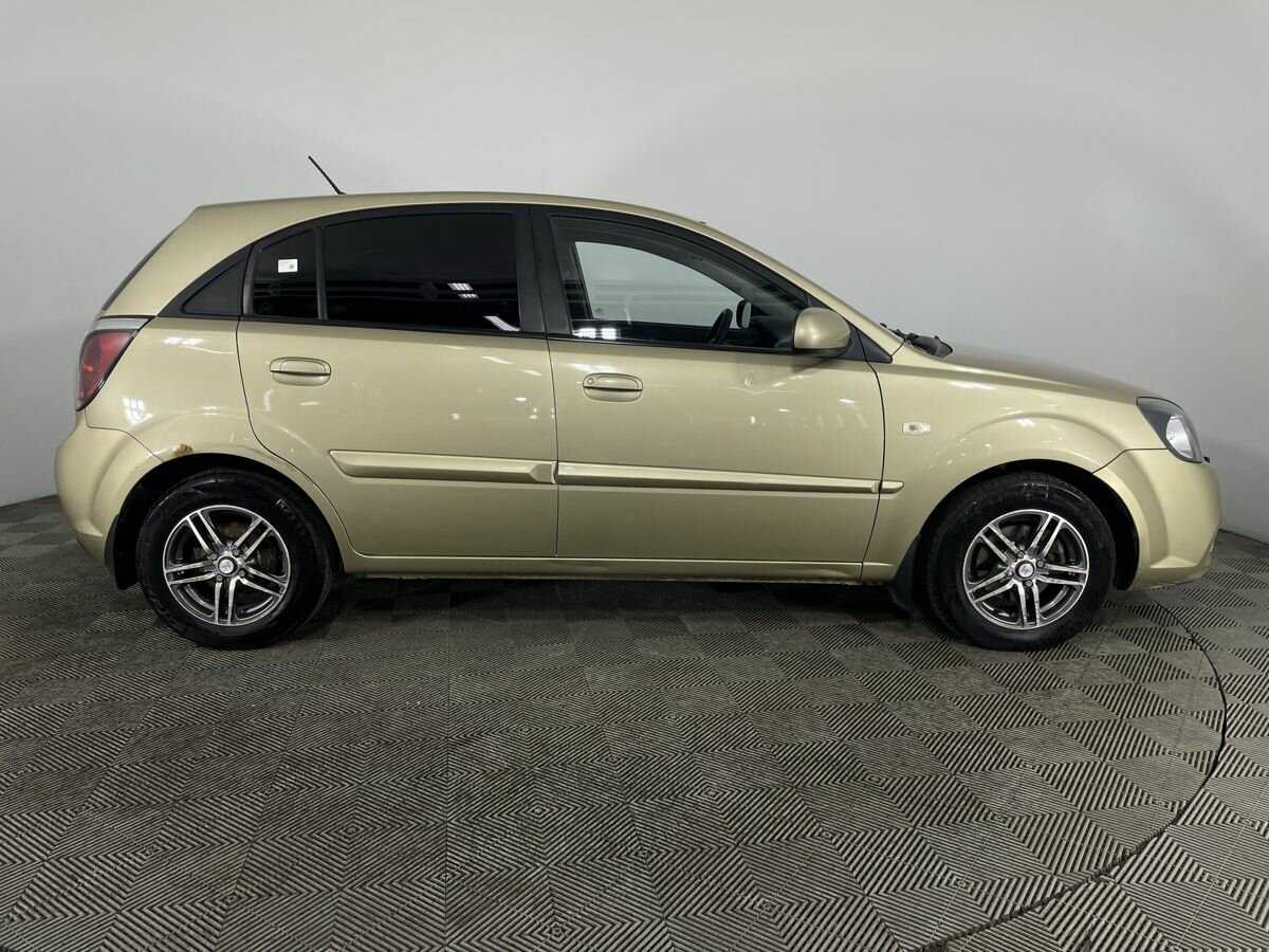 Купить Kia Rio, 2010, 145 768 км, фото №4