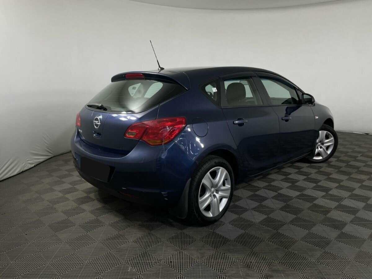 Купить Opel Astra, 2010, 137 598 км, фото №6