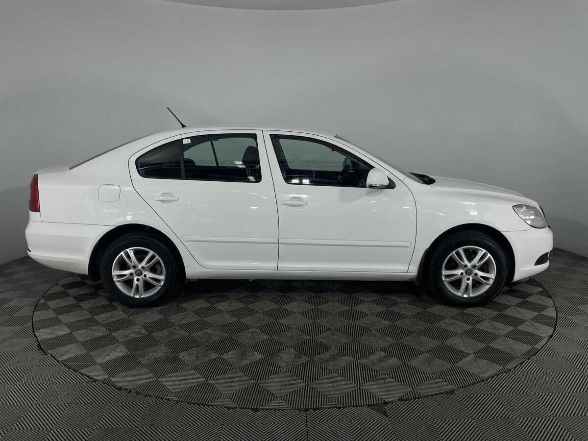 Купить Skoda Octavia, 2011, 167 200 км, фото №4