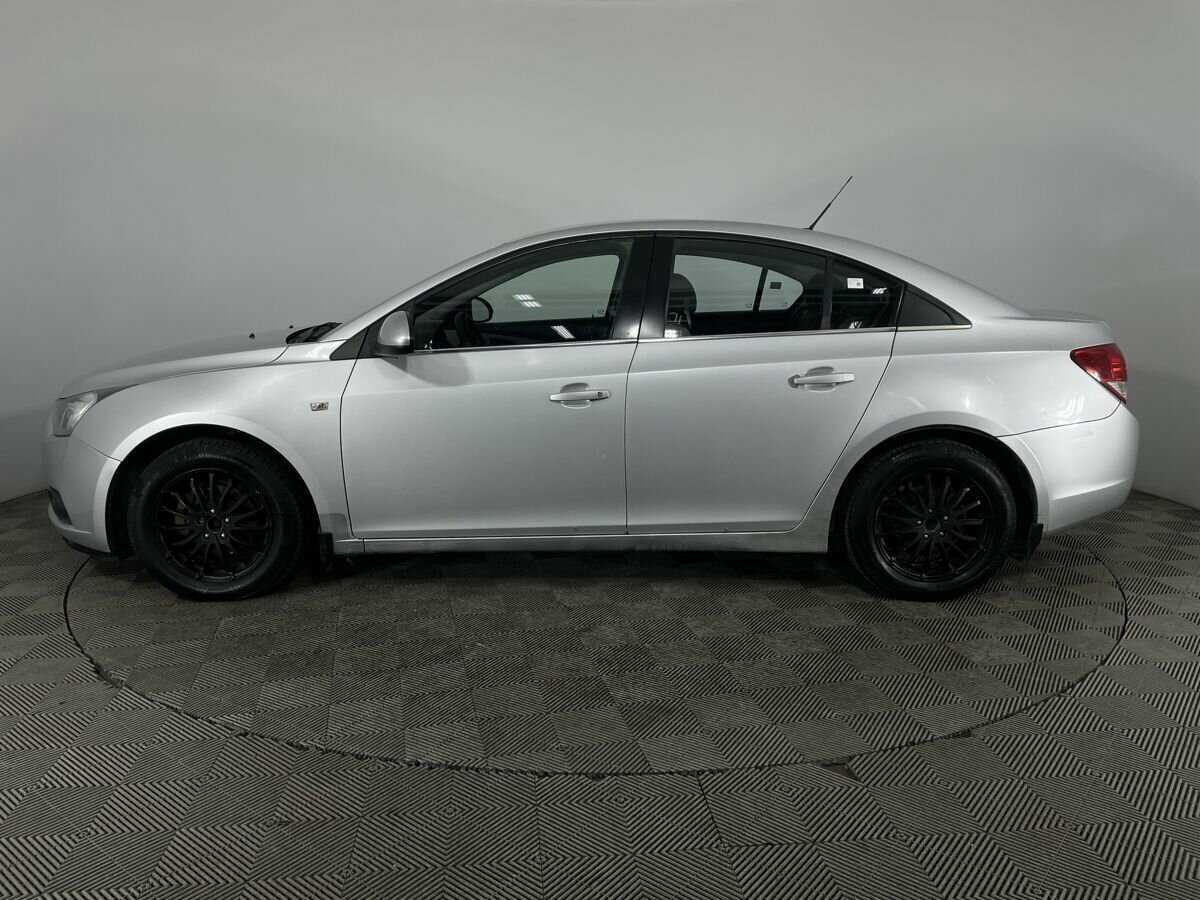Купить Chevrolet Cruze, 2010, 250 862 км, фото №5
