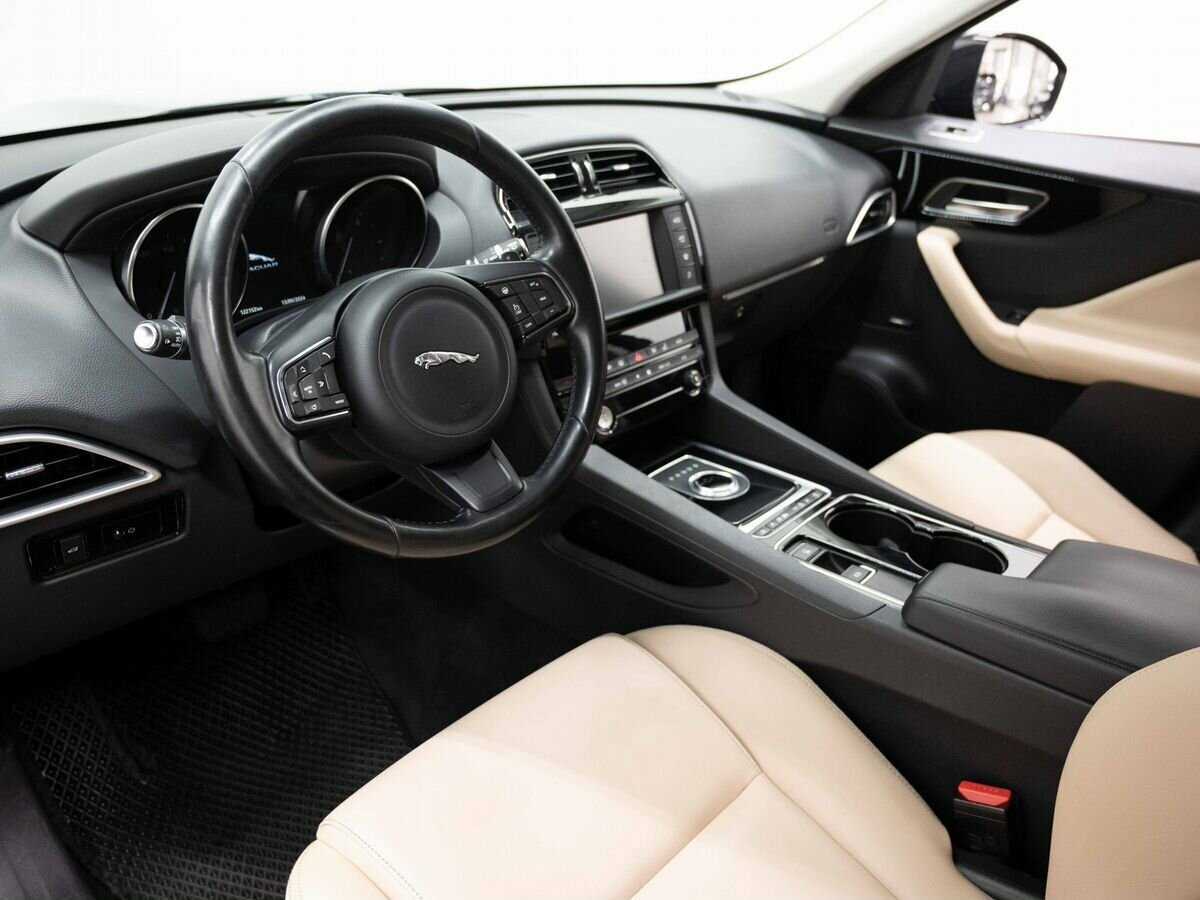 Купить Jaguar F-Pace, 2017, 122 121 км, фото №7