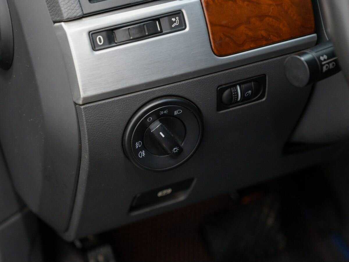 Купить Volkswagen Touareg, 2009, 195 760 км, фото №16