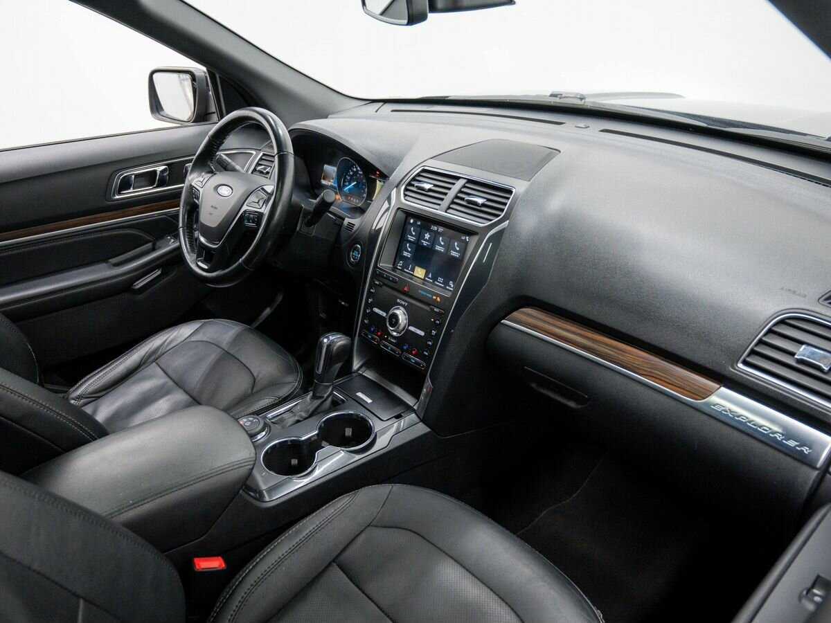 Купить Ford Explorer, 2018, 131 000 км, фото №7