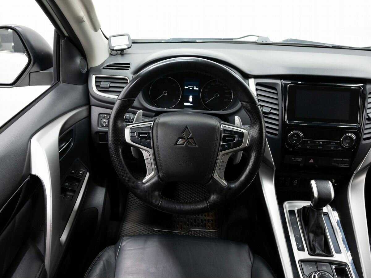 Купить Mitsubishi Pajero Sport, 2017, 105 000 км, фото №14