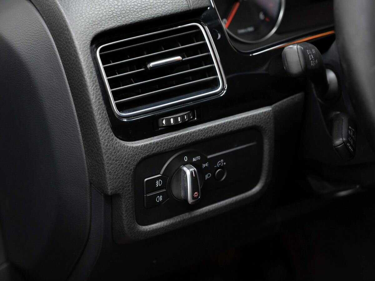 Купить Volkswagen Touareg, 2010, 245 274 км, фото №22