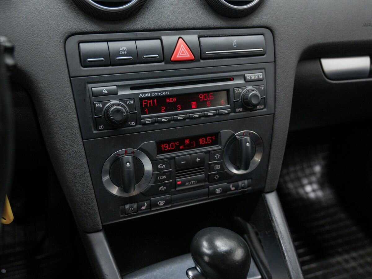 Купить Audi A3 Sportback, 2006, 252 200 км, фото №16