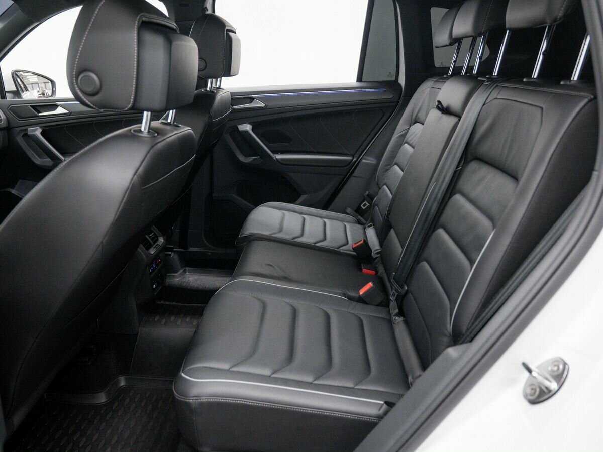 Купить Volkswagen Tiguan, 2022, 60 636 км, фото №13