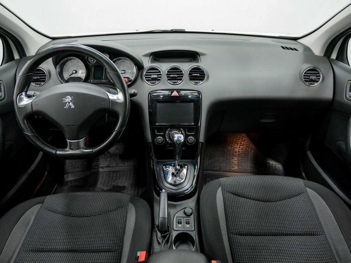 Купить Peugeot 408, 2017, 129 611 км, фото №10