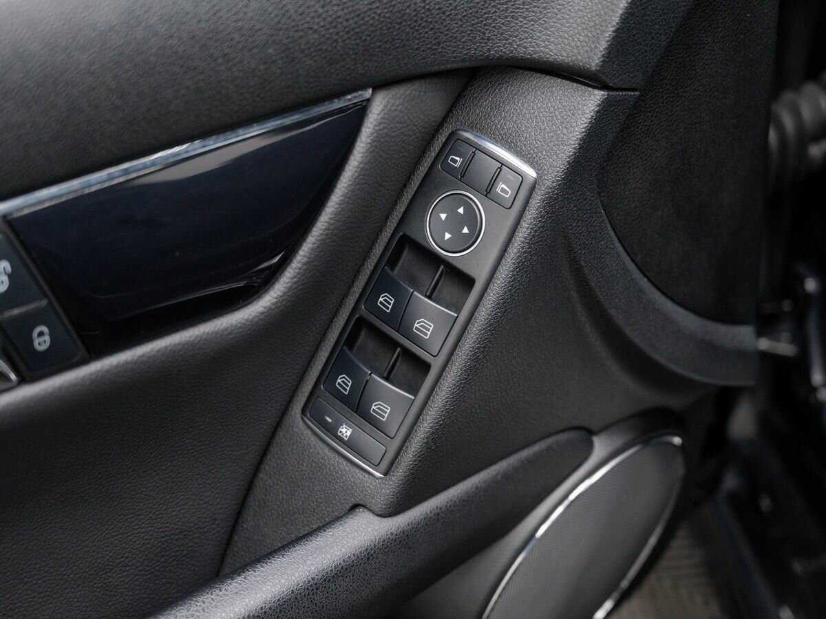 Купить Mercedes-Benz C-Класс 200, 2010, 195 000 км, фото №15