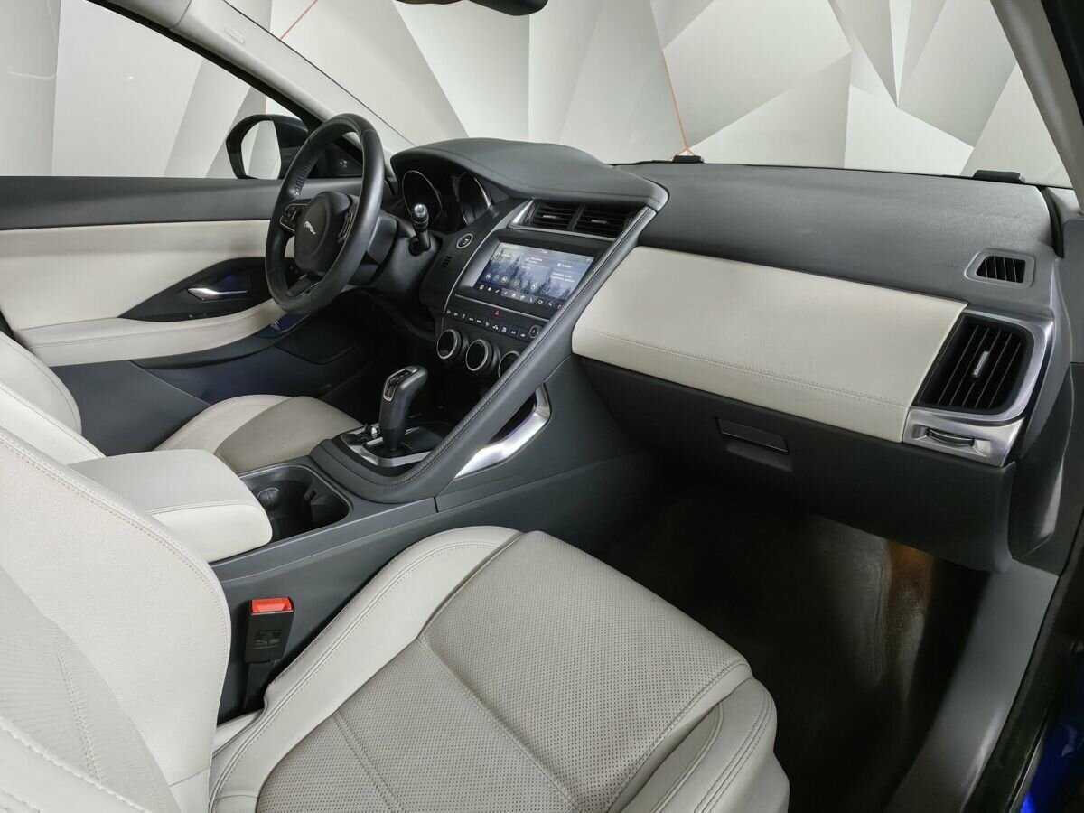 Купить Jaguar E-Pace, 2019, 80 184 км, фото №9