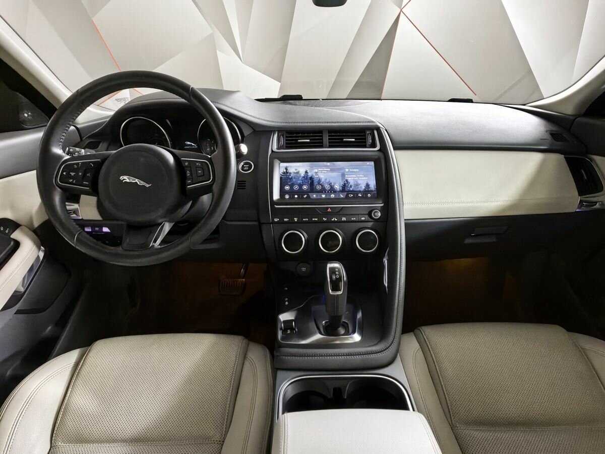 Купить Jaguar E-Pace, 2019, 80 184 км, фото №10