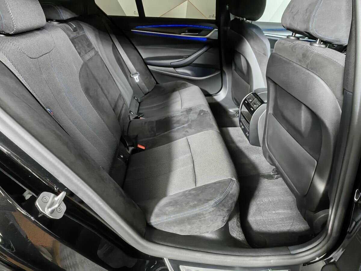 Купить BMW 5 серии 520d xDrive, 2021, 57 444 км, фото №12
